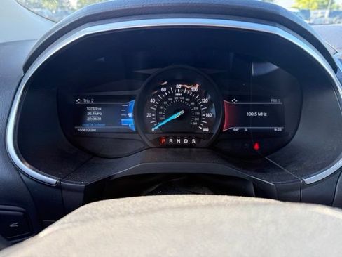 Used 2018 Ford Edge Titanium w/ Equipment Group 301A AWD/4WD image 17