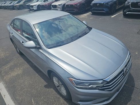 Used 2020 Volkswagen Jetta S FWD image 4