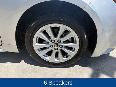 Used 2024 Toyota Corolla LE w/ LE Convenience Package FWD image 12