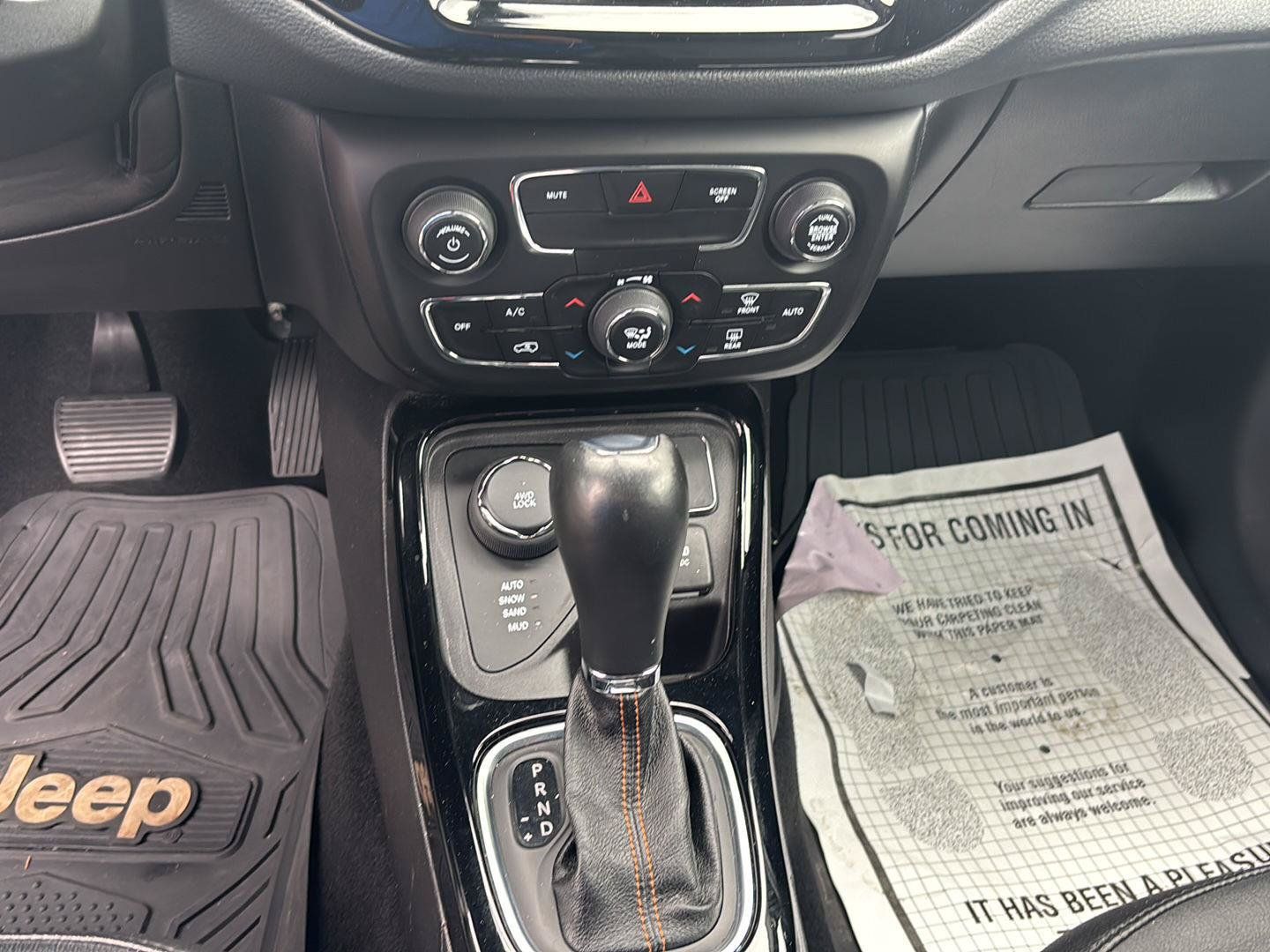 Used 2020 Jeep Compass Limited AWD/4WD image 4