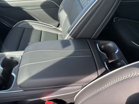 New 2026 GMC Acadia Denali w/ Super Cruise Package image 30