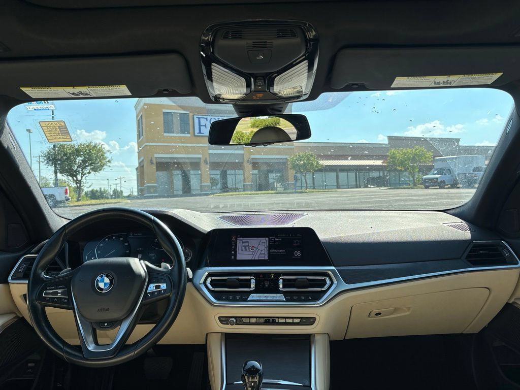Used 2022 BMW 330i xDrive Sedan AWD/4WD image 12