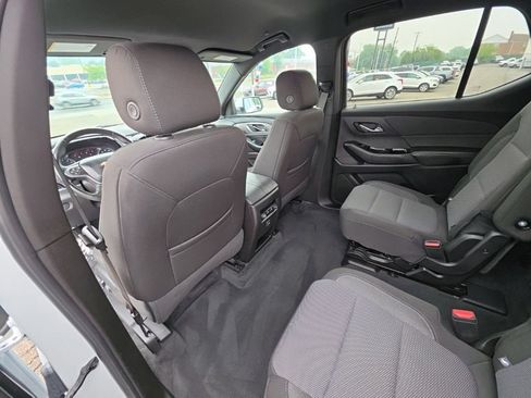 Used 2023 Chevrolet Traverse LT AWD/4WD image 26