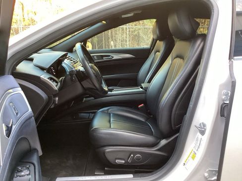 Used 2019 Lincoln MKZ Premiere image 23