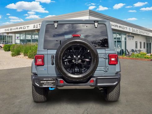 Used 2024 Jeep Wrangler Unlimited Sahara w/ Technology Group image 6