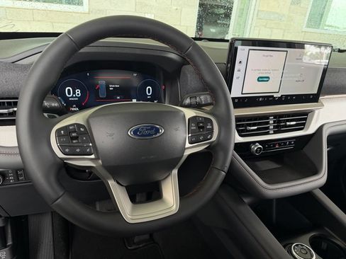 New 2026 Ford Explorer Active AWD/4WD image 11
