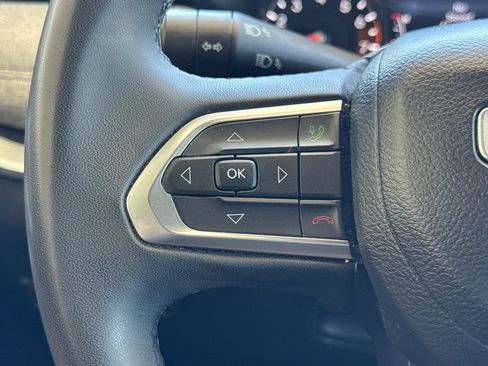 Used 2024 Jeep Compass Latitude AWD/4WD image 26