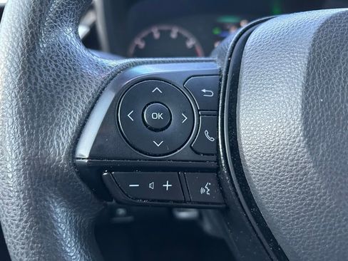 Used 2024 Toyota Corolla LE w/ LE Convenience Package FWD image 19