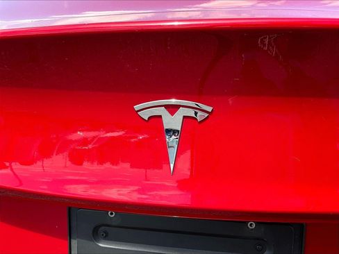 Used 2022 Tesla Model 3 Standard Range RWD image 23