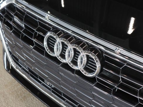 Used 2022 Audi A5 2.0T Premium w/ Convenience Package image 25