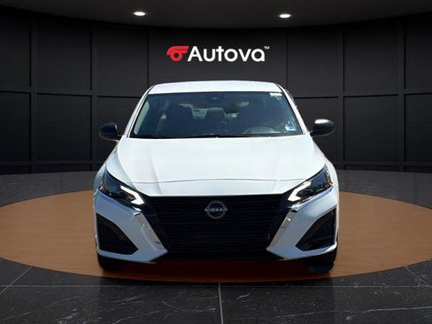Used 2025 Nissan Altima 2.5 SV AWD/4WD image 8