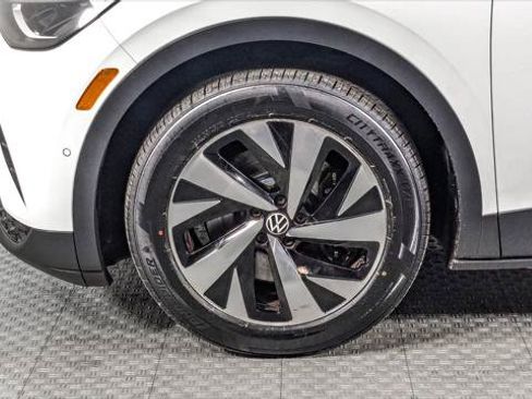 Used 2024 Volkswagen ID.4 2WD image 35