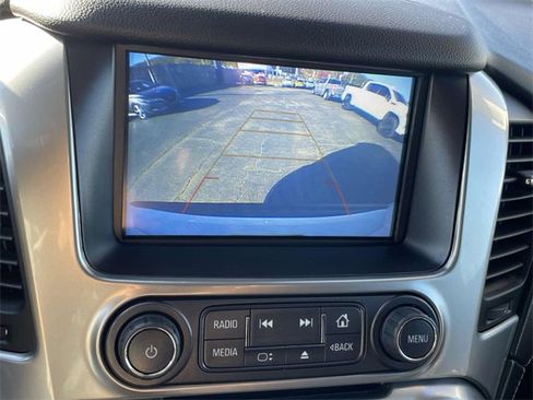 Used 2019 Chevrolet Tahoe LT w/ Off-Road Package image 19