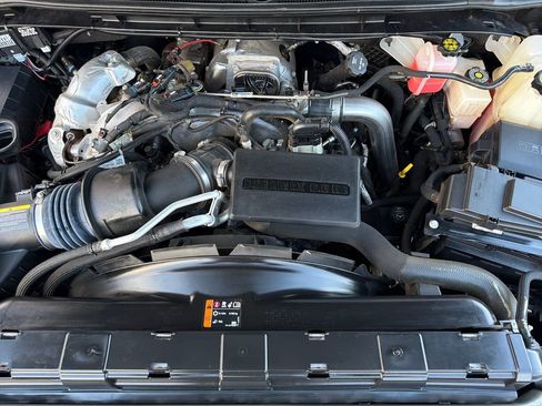 Used 2024 Chevrolet Silverado 2500 ZR2 image 40