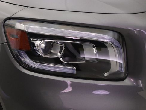 Certified 2022 Mercedes-Benz GLB 250 GLB 250 image 27