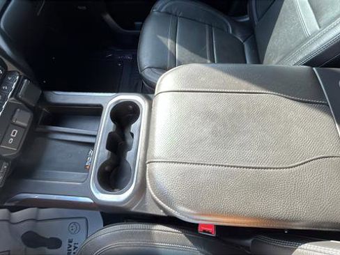 Used 2023 GMC Sierra 3500 Denali w/ Denali Black Diamond Edition image 17