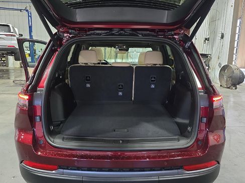 New 2026 Jeep Grand Cherokee Limited w/ Limited Altitude Package image 25