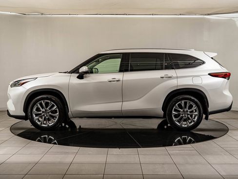Used 2021 Toyota Highlander Limited image 5