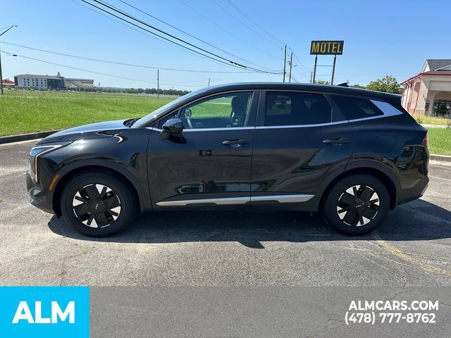 Used 2026 Kia Sportage LX FWD image 9