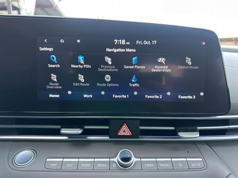 Used 2024 Hyundai Elantra SEL image 33