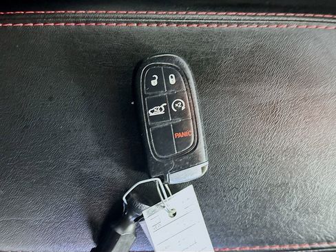 Used 2019 Jeep Cherokee Trailhawk w/ Comfort/Convenience Group image 35