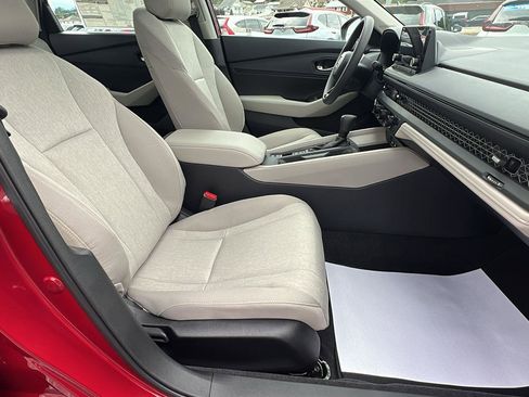 New 2025 Honda Accord SE image 13