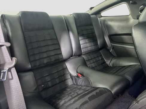 Used 2010 Ford Mustang GT RWD image 25