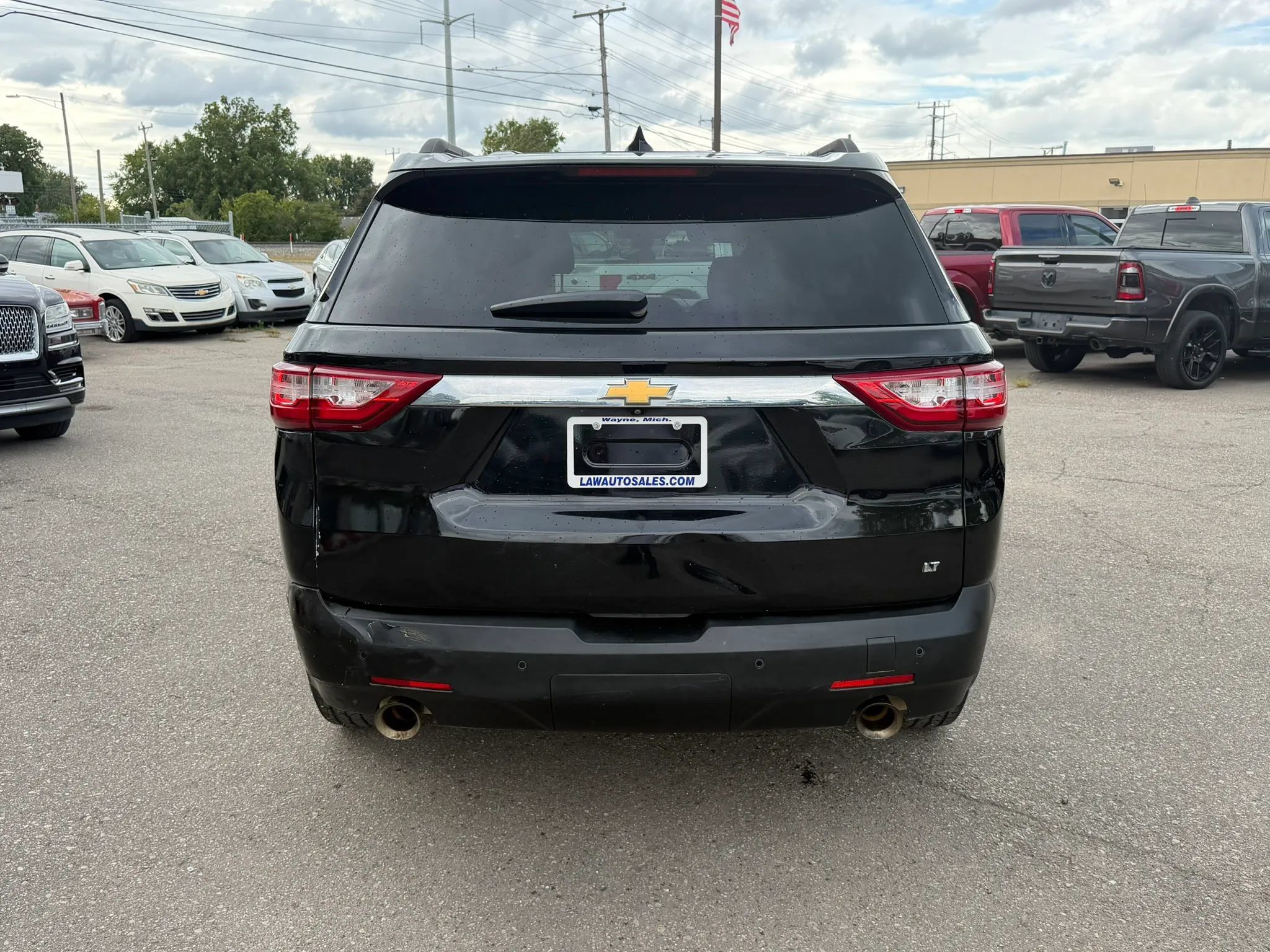 Used 2021 Chevrolet Traverse LT FWD image 4