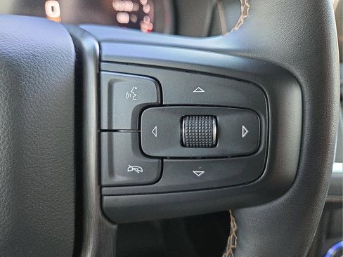 Used 2024 GMC Yukon AT4 w/ Technology Package AWD/4WD image 24