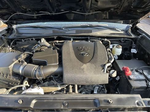 Certified 2023 Toyota Tacoma SR5 image 11