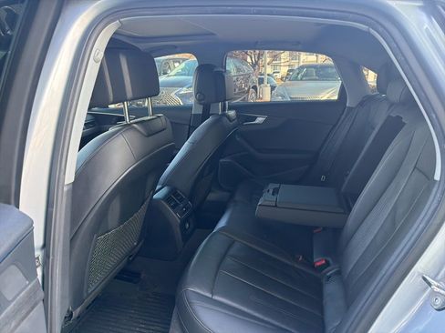 Used 2019 Audi A4 2.0T Premium image 18