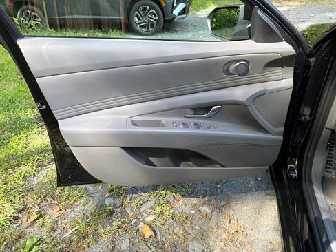 Certified 2026 Hyundai Elantra Sport FWD image 16