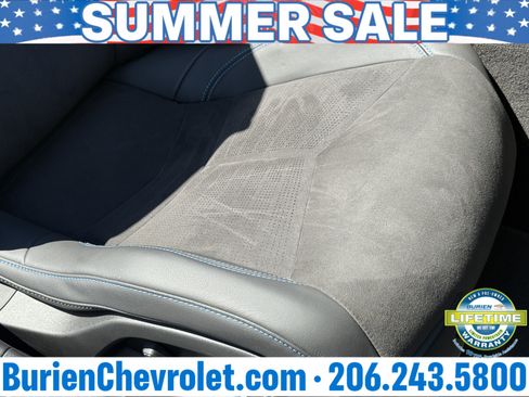 Used 2025 Chevrolet Corvette E-Ray w/ Stealth Interior Trim Package AWD/4WD image 20