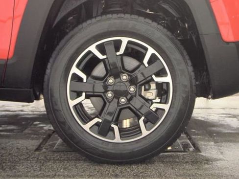 Used 2023 Jeep Renegade Latitude image 19