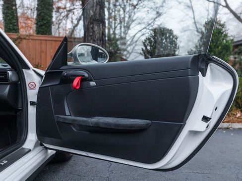 Used 2011 Porsche 911 GT3 RS image 26