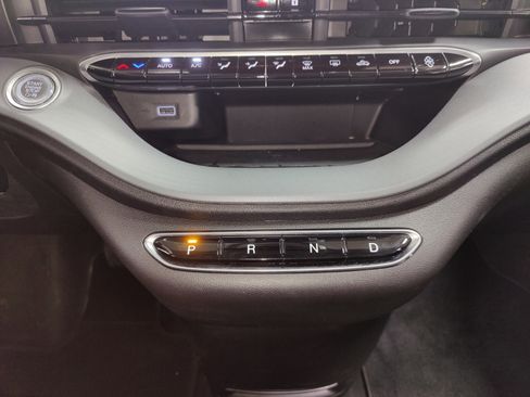 Used 2024 FIAT 500 e (RED) image 18