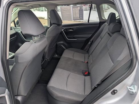 Used 2019 Toyota RAV4 XLE w/ Convenience Package image 20