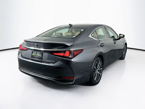 Used 2024 Lexus ES 300h w/ Premium Package FWD image 9