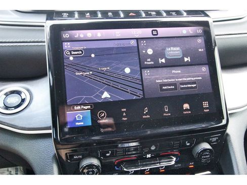 Used 2021 Jeep Grand Cherokee L Limited RWD image 11