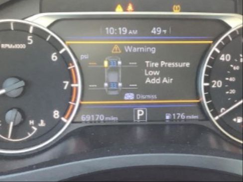 Used 2023 Nissan Altima 2.5 SV FWD image 18