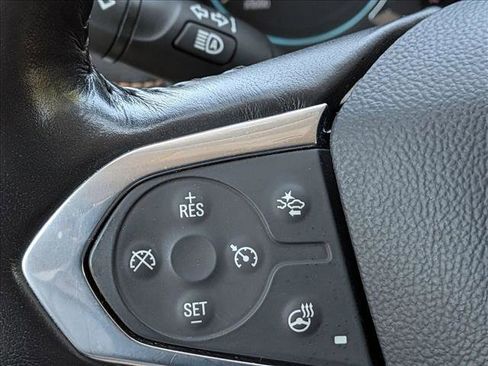 Used 2020 Chevrolet Traverse LT FWD image 16