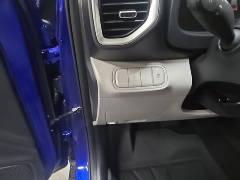 New 2026 Hyundai Venue SEL image 11