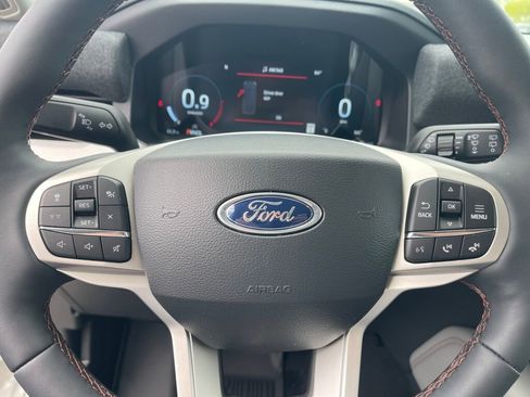 New 2026 Ford Explorer Active AWD/4WD image 16