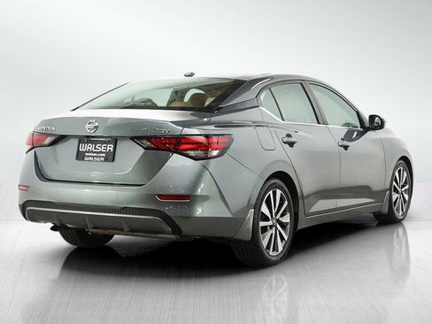 Used 2020 Nissan Sentra SV w/ SV Premium Package FWD image 5