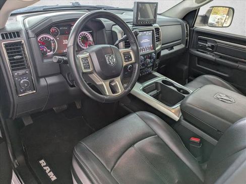 Used 2018 RAM 2500 Laramie w/ Sport Appearance Group AWD/4WD image 9