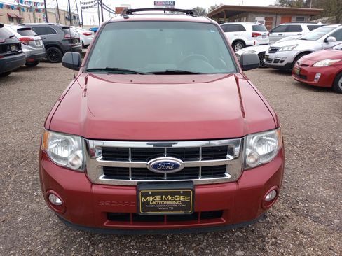 Used 2012 Ford Escape XLT image 2