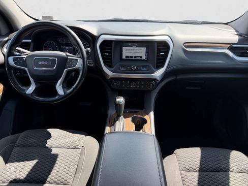 Used 2017 GMC Acadia SLE FWD image 13