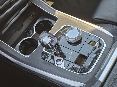 Used 2019 BMW X7 xDrive40i w/ Premium Package image 22