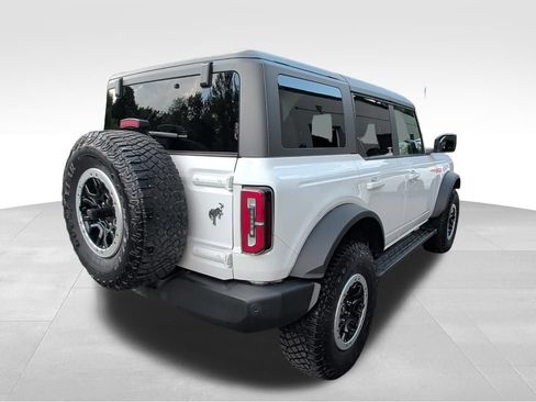 Used 2023 Ford Bronco Outer Banks w/ Sasquatch Package AWD/4WD image 5