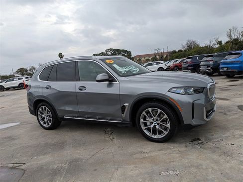 Used 2024 BMW X5 xDrive40i image 2